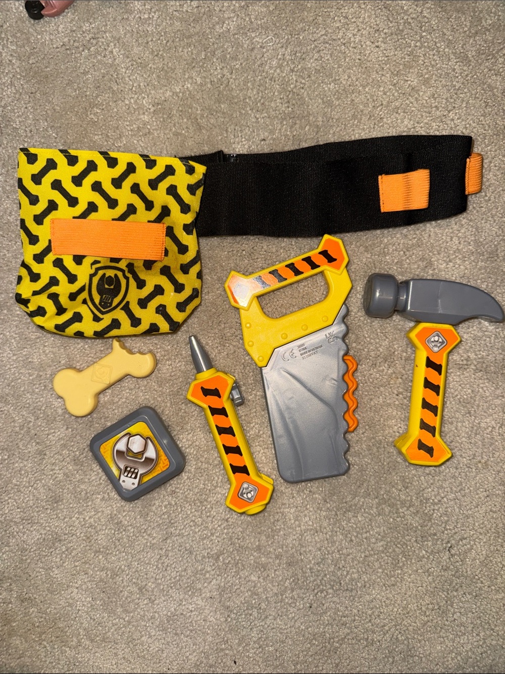 Paw Patrol Rubble & Crew, Rubble’s Construction Tool Belt with belt and 5 tools